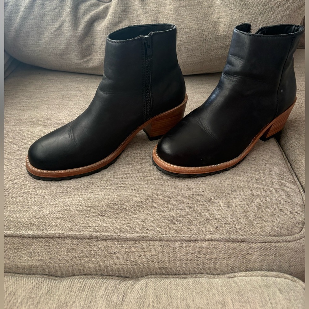 Women's Black Leather Ankle Boots with Brown Wood-Look Heel